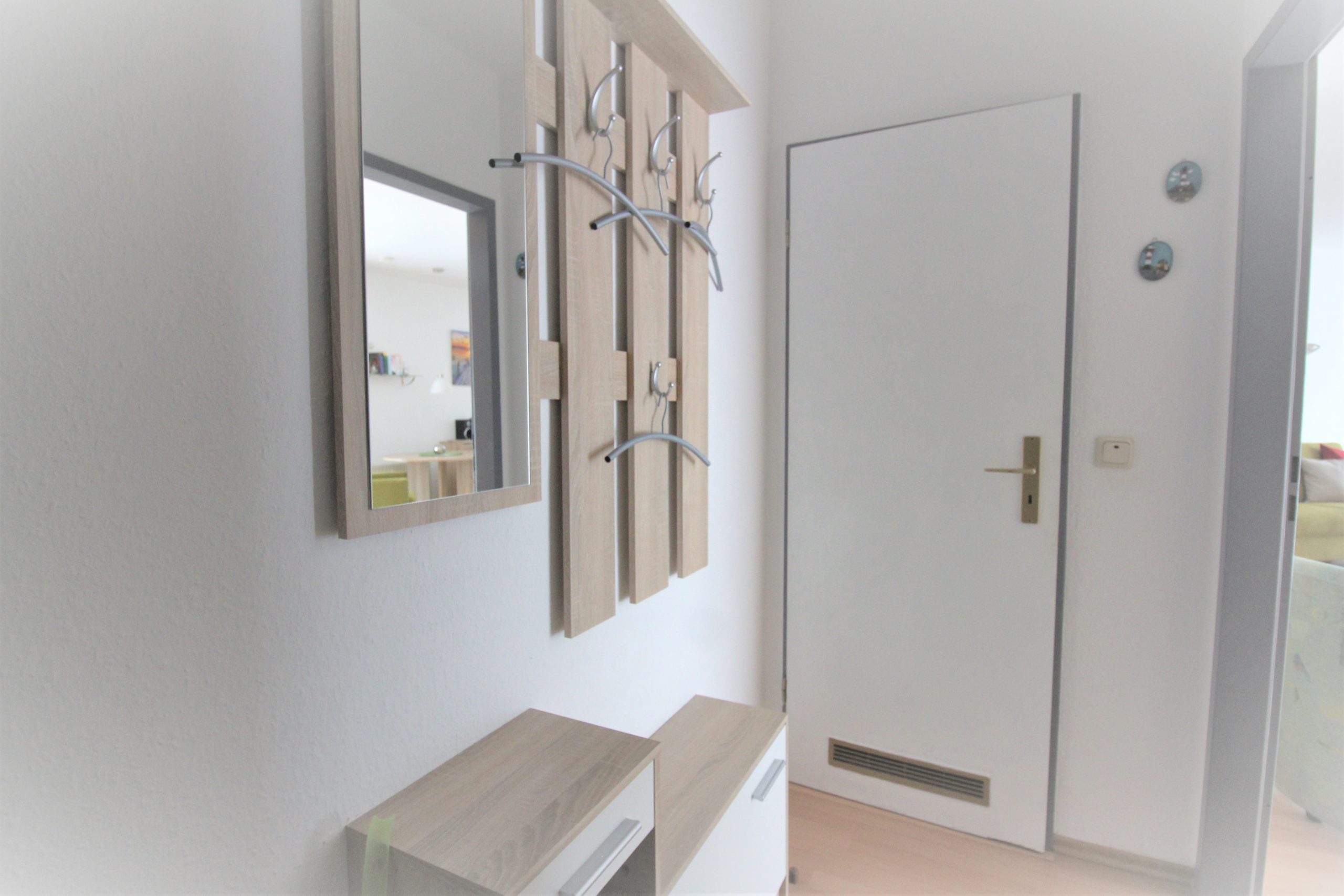 PAS-3.20-Flur voll eingerichtetes Einraum-Appartement