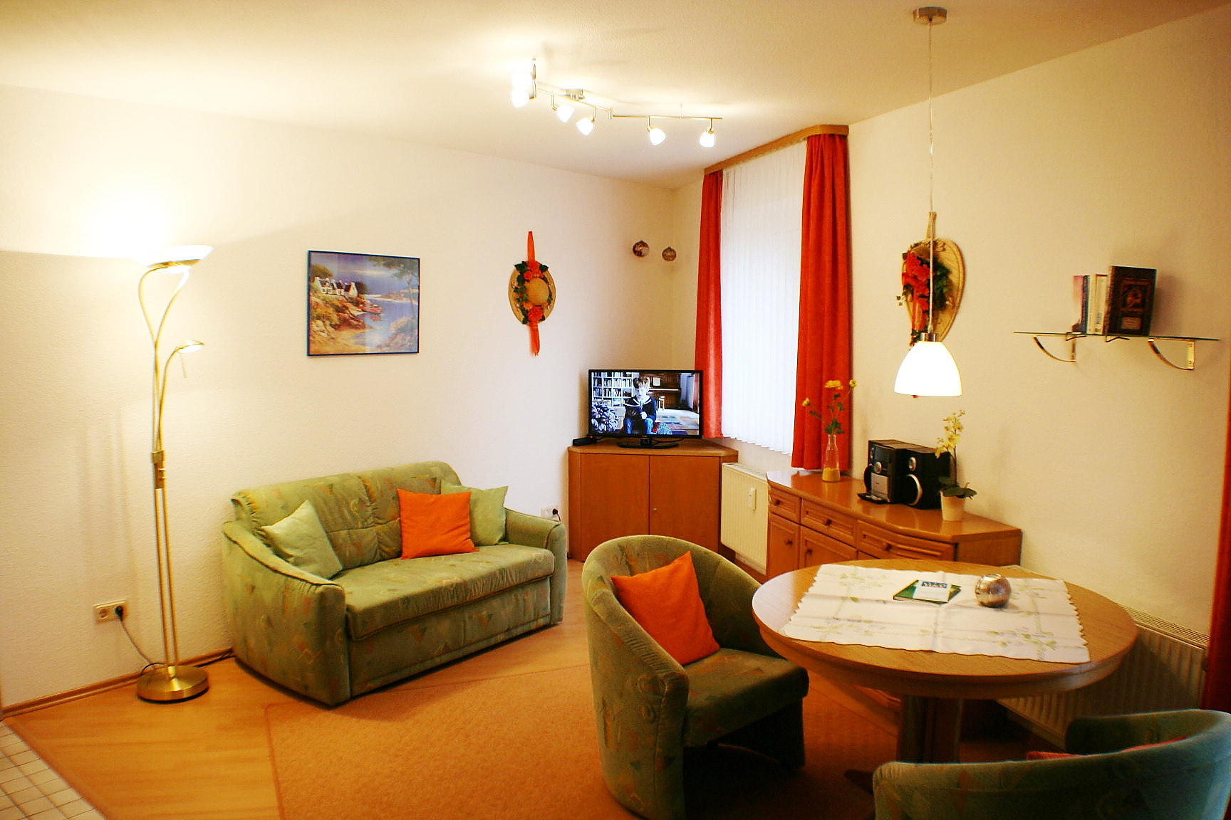 PAS-3.20-Wohnzimmer-6 voll eingerichtetes Einraum-Appartement