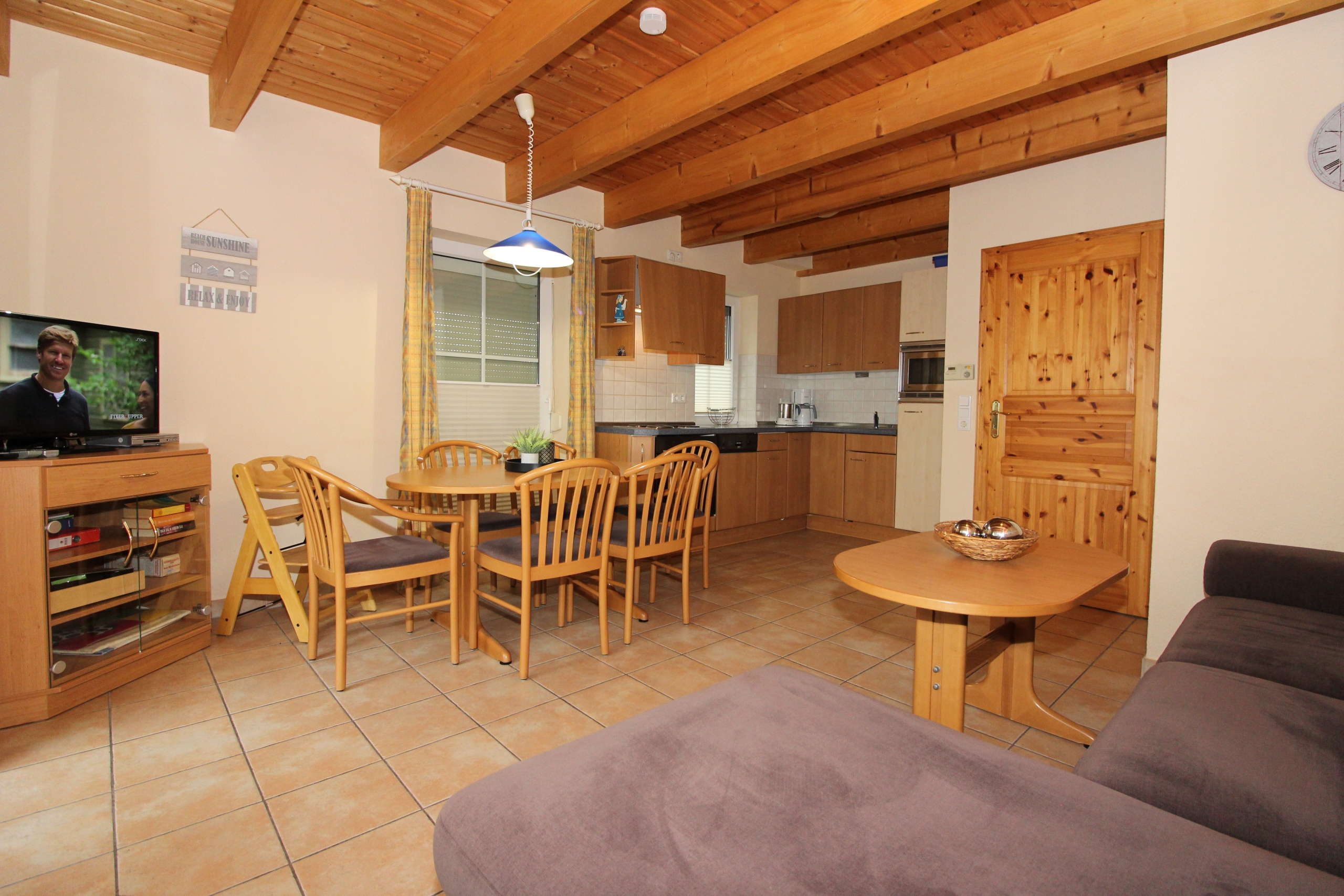 1 BUH 81: Reihenendhaus mit 3 Schlafzimmern am Rande des Seepark Burhave