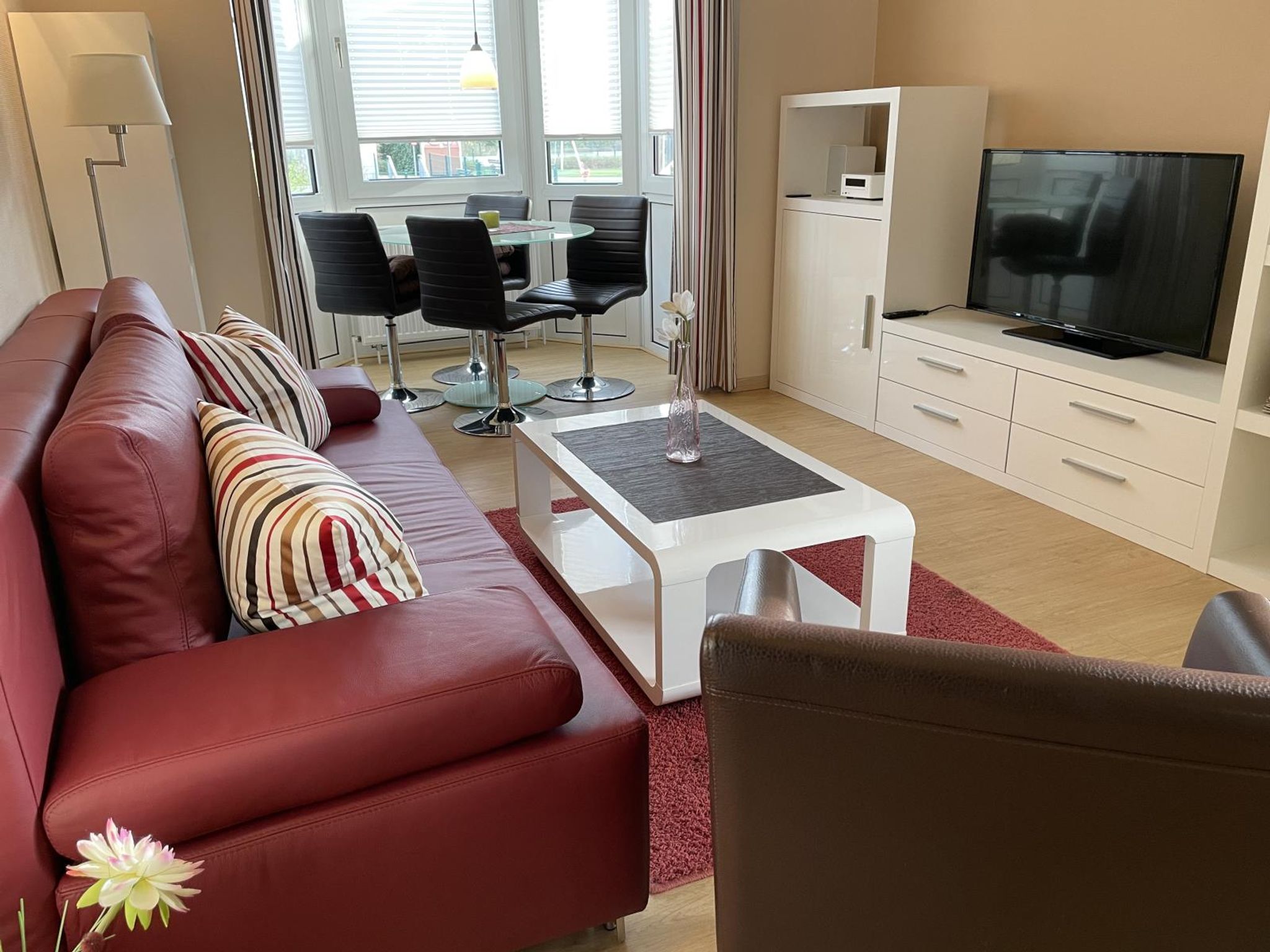 2 STE 1.01: Gemütliche Wohnung im EG mit 2 Balkonen
