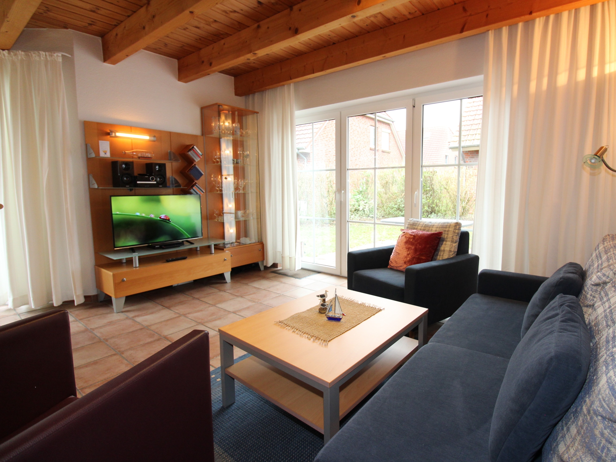 2 BUH 24: helles Reihenendhaus mit 2 Schlafzimmern im Seepark Burhave